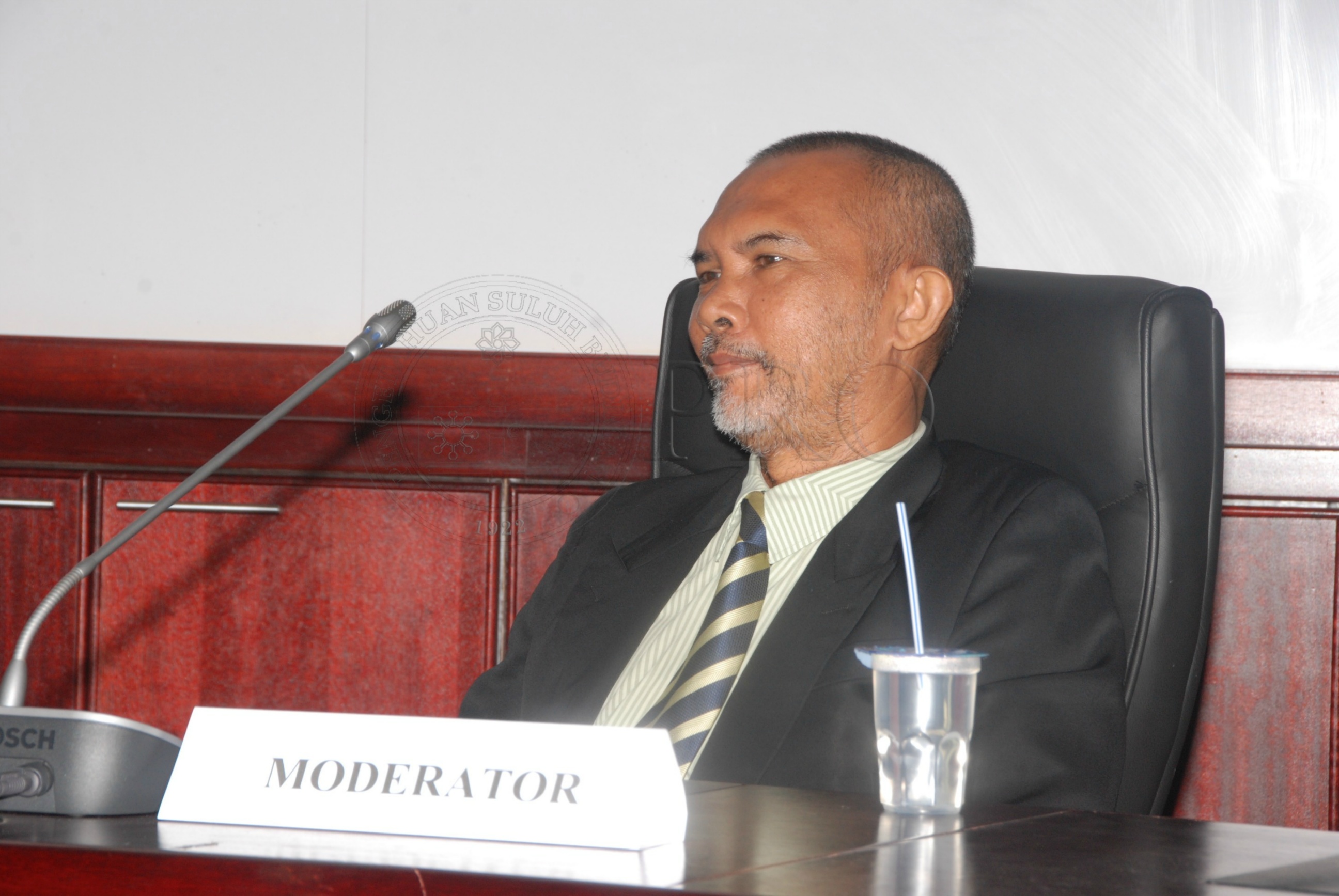 PRO 12 118 sastera DSC 5616